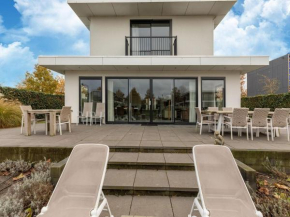 Villa with bubble bath in Harderwijk